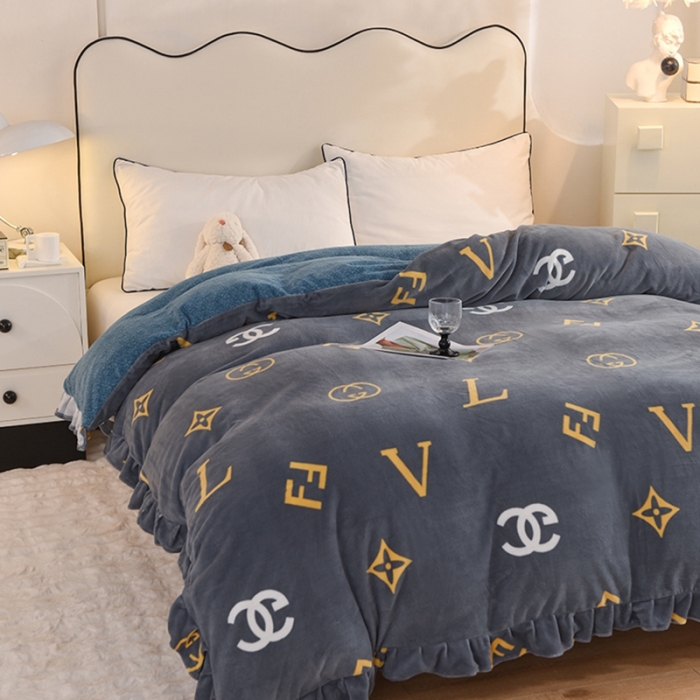 91家纺网 家纺一手货源 找家纺 甜之梦家纺 2025新款韩版泥点绒单被套（任何尺寸都可定做） 字母周末