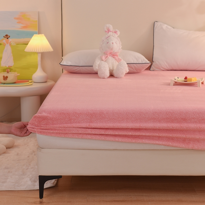 91家纺网 家纺一手货源 找家纺 甜之梦家纺 2025新款韩版泥点绒单床笠（任何尺寸异型缺角都可定做） 泥点绒淡粉