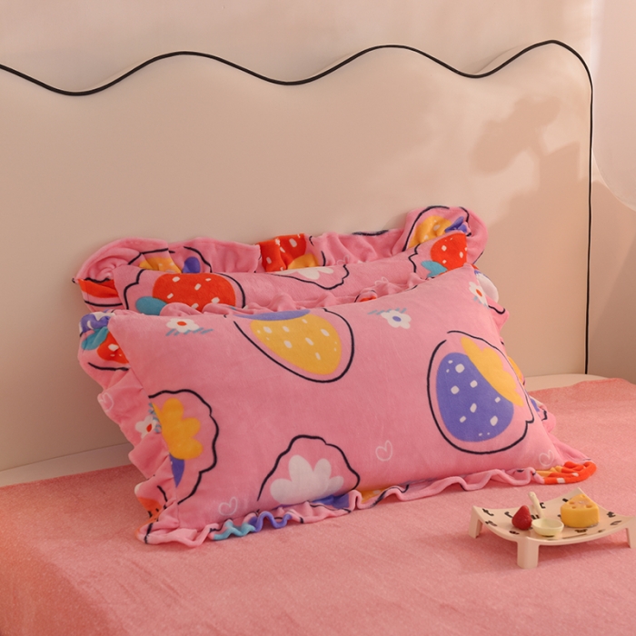 91家纺网 家纺一手货源 找家纺 甜之梦家纺 2025新款韩版泥点绒单品枕套 粉红草莓