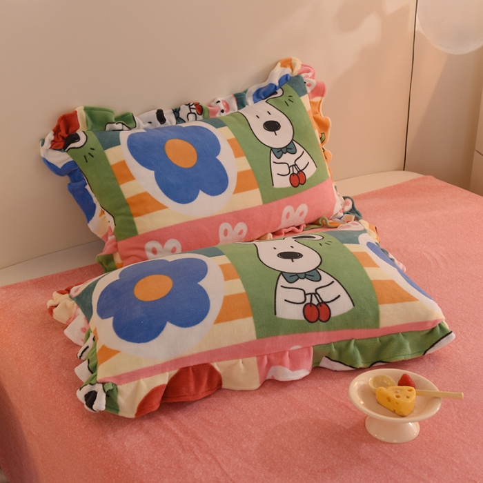 91家纺网 家纺一手货源 找家纺 甜之梦家纺 2025新款韩版泥点绒单品枕套 萌宠跳跳