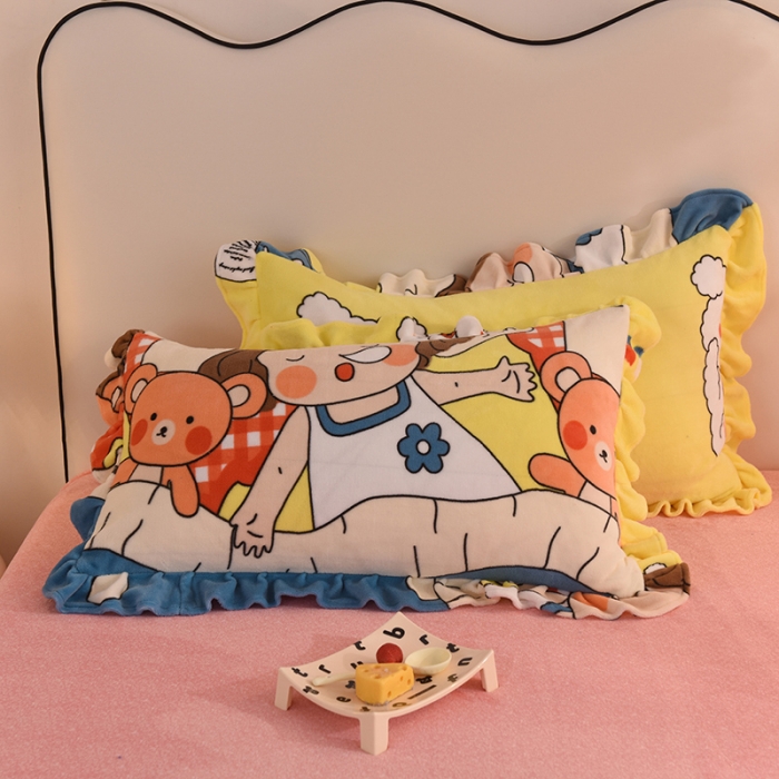 91家纺网 家纺一手货源 找家纺 甜之梦家纺 2025新款韩版泥点绒单品枕套 泡泡公主