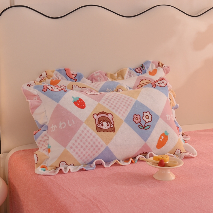 91家纺网 家纺一手货源 找家纺 甜之梦家纺 2025新款韩版泥点绒单品枕套 诗雨恋人