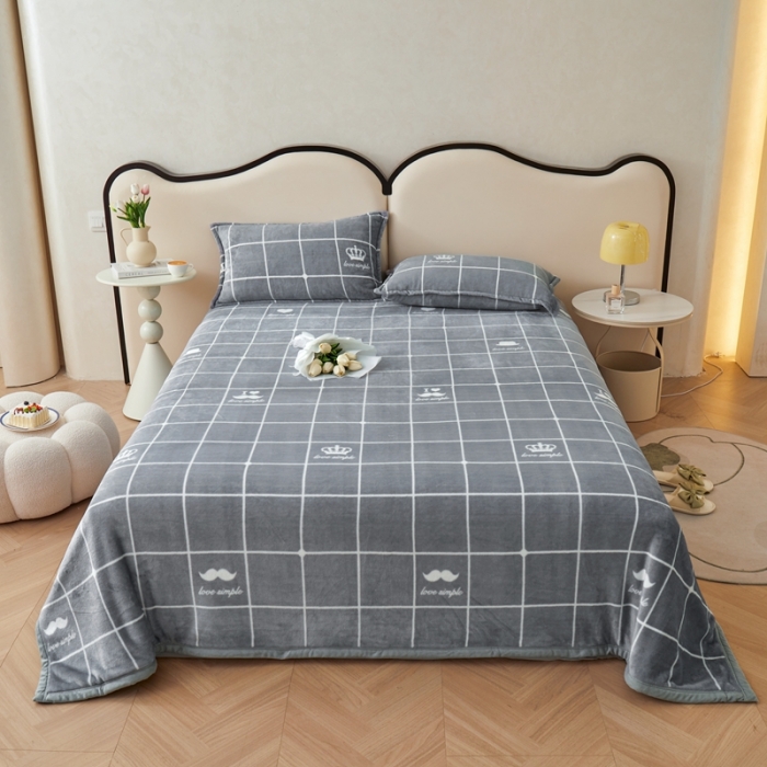 91家纺网 家纺一手货源 找家纺 雅萱 2024新款牛奶绒盖毯子毛毯午睡毯保暖加厚 胡子格