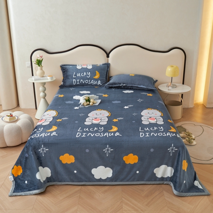 91家纺网 家纺一手货源 找家纺 雅萱 2024新款牛奶绒盖毯子毛毯午睡毯保暖加厚 草莓恐龙