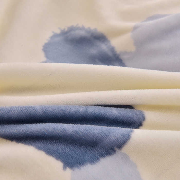 91家纺网 家纺一手货源 找家纺 简一 2024新款牛奶绒四件套 怦然心动