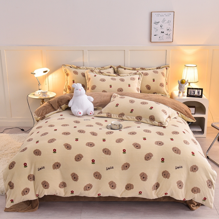 91家纺网 家纺一手货源 找家纺 简一 2024新款牛奶绒四件套 小泰迪