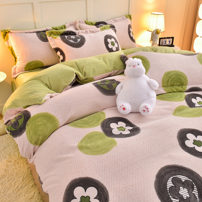 91家纺网 家纺一手货源 找家纺 简一 2024新款牛奶绒四件套 幸运扣