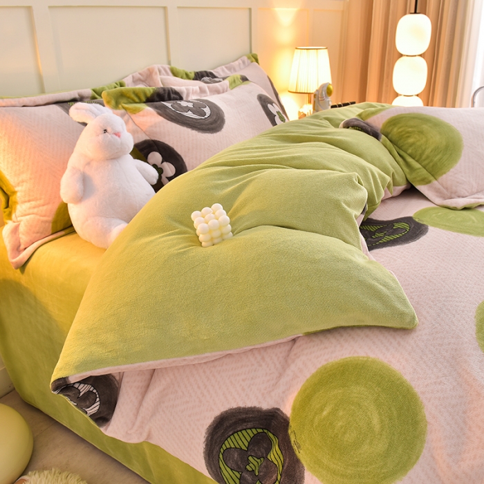 91家纺网 家纺一手货源 找家纺 简一 2024新款牛奶绒四件套 幸运扣