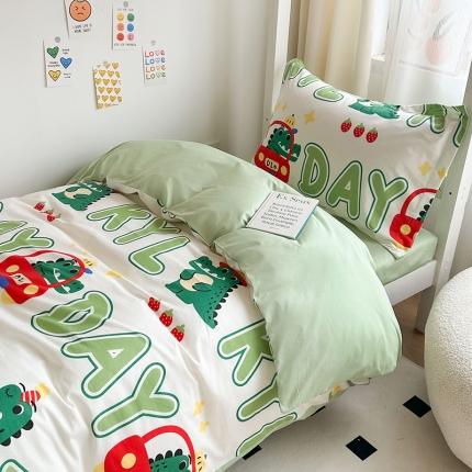 91家纺网 家纺一手货源 找家纺 金鑫汇 2023新款全棉宿舍印花三件套 小鳄鱼日记