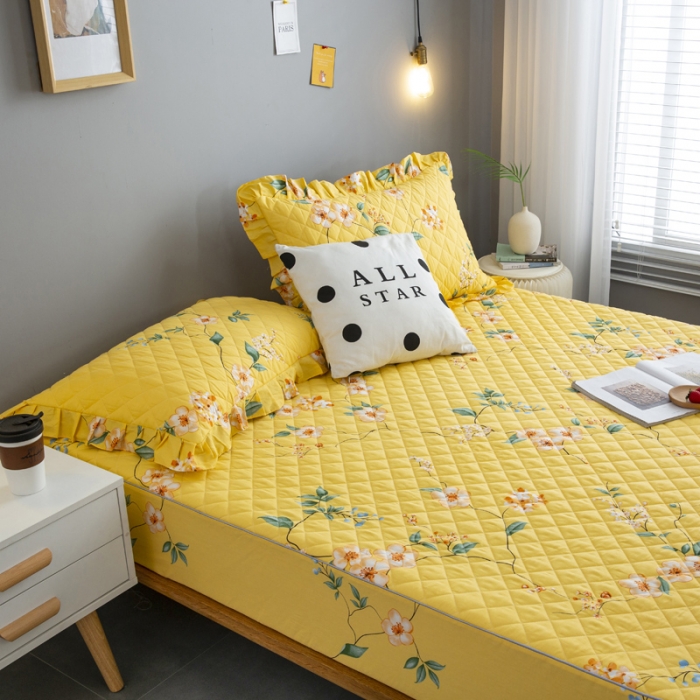 91家纺网 家纺一手货源 找家纺 情煊 2023新款全棉夹棉纯色印花床笠款(可定制尺寸) 静沐花开