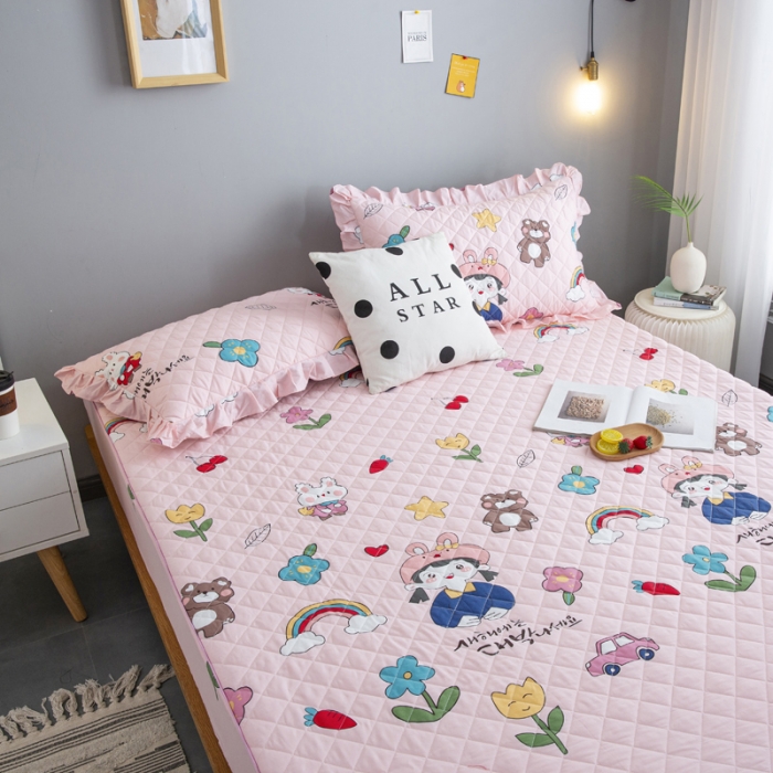 91家纺网 家纺一手货源 找家纺 情煊 2023新款全棉夹棉纯色印花床笠款(可定制尺寸) 摩登女孩