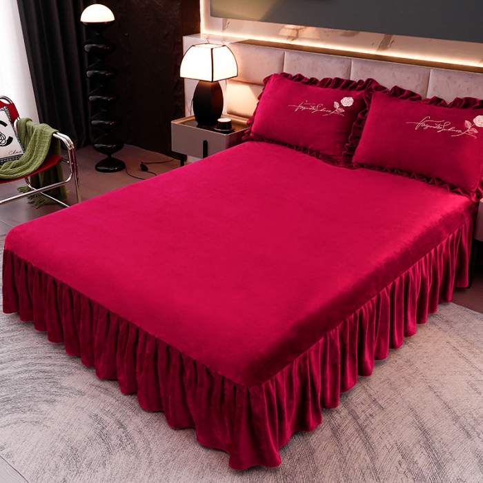 91家纺网 家纺一手货源 找家纺 绣女坊 2024新款韩版花边绣花牛奶绒四件套 酒红色