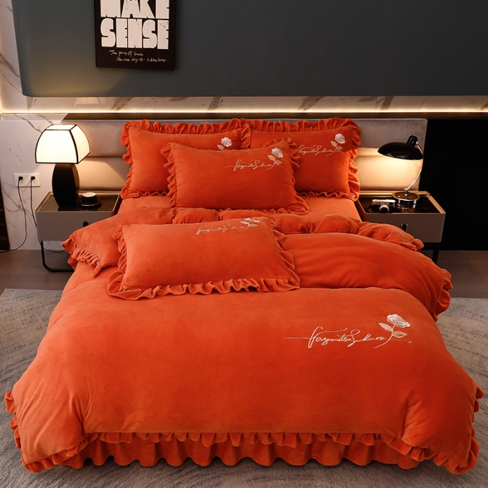 91家纺网 家纺一手货源 找家纺 绣女坊 2024新款韩版花边绣花牛奶绒四件套 橘色