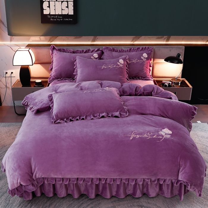 91家纺网 家纺一手货源 找家纺 绣女坊 2024新款韩版花边绣花牛奶绒四件套 浪漫紫