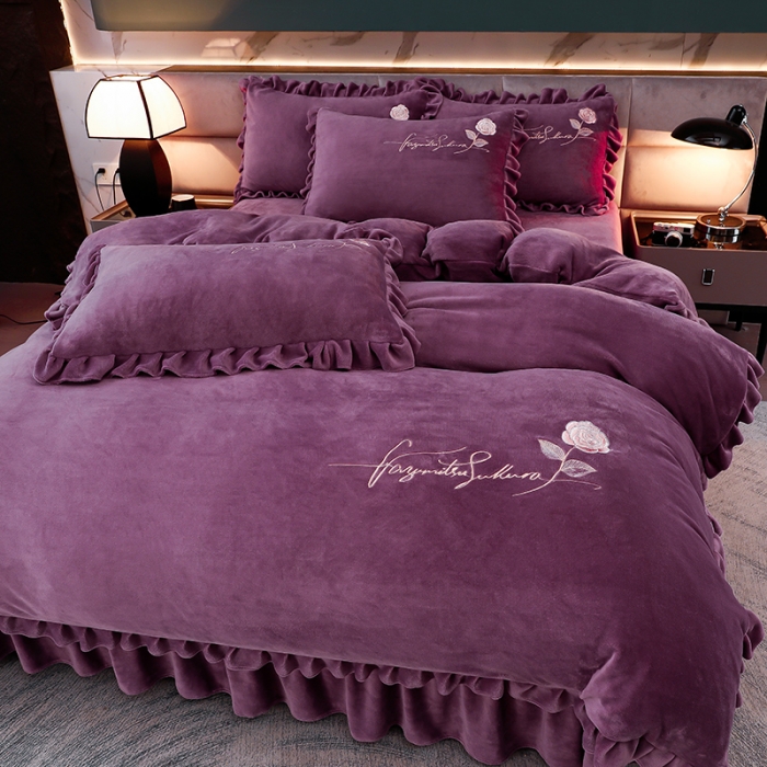 91家纺网 家纺一手货源 找家纺 绣女坊 2024新款韩版花边绣花牛奶绒四件套 紫色