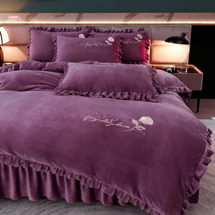 91家纺网 家纺一手货源 找家纺 绣女坊 2024新款韩版花边绣花牛奶绒四件套 紫色