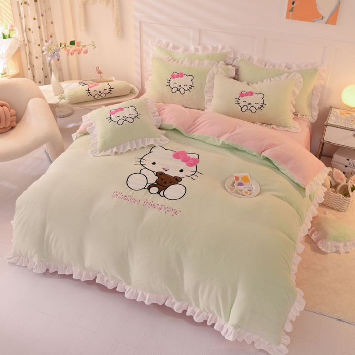 91家纺网 家纺一手货源 找家纺 丝印良品 2024新款高端牛奶绒卡通刺绣牛奶绒四件套 可爱猫-抹茶拼粉