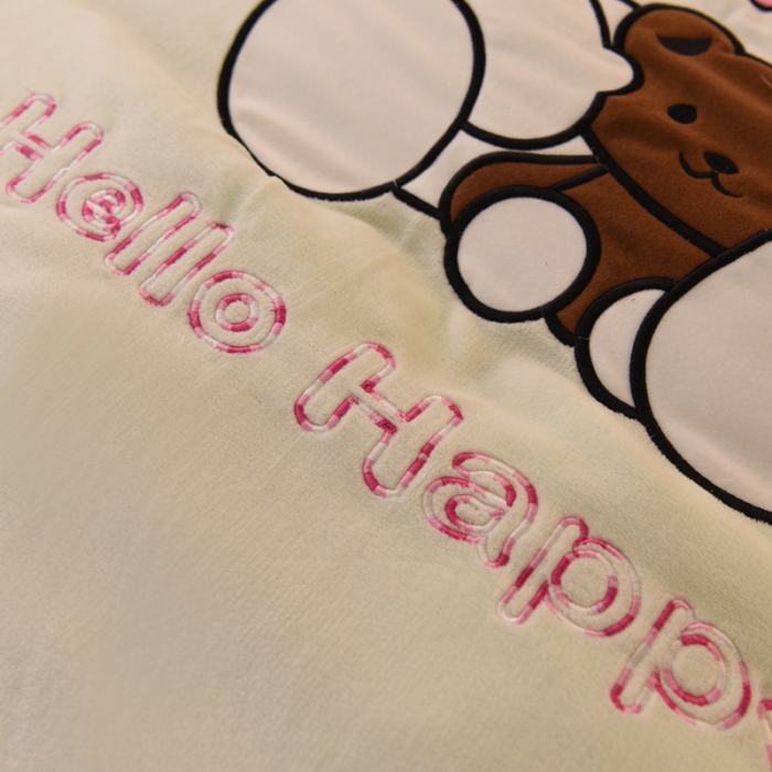 91家纺网 家纺一手货源 找家纺 丝印良品 2024新款高端牛奶绒卡通刺绣牛奶绒四件套 可爱猫-抹茶拼粉