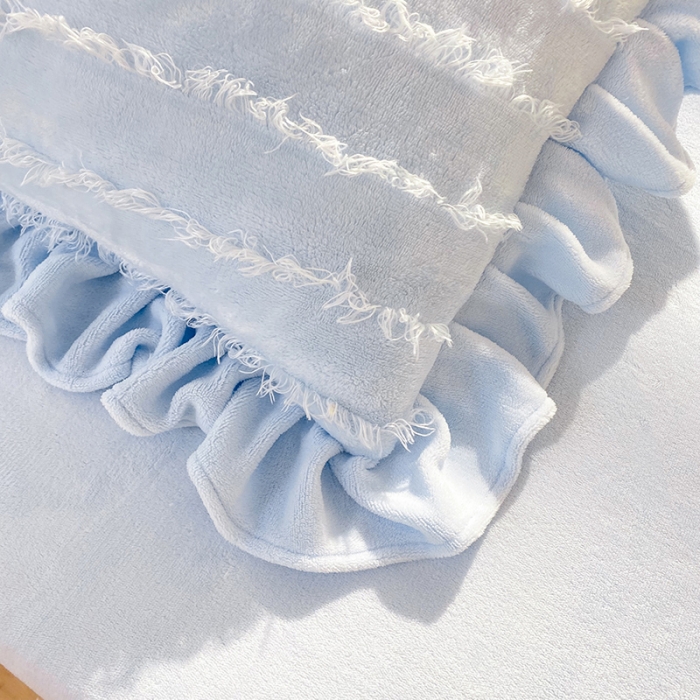 91家纺网 家纺一手货源 找家纺 绒世界 2024新款高端牛奶绒提花四件套 静谧蓝