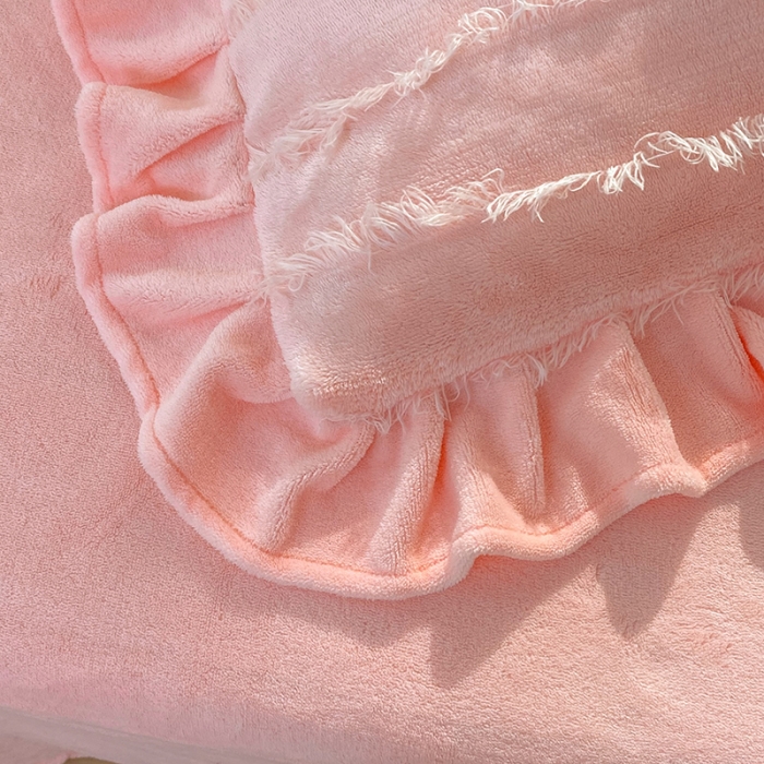 91家纺网 家纺一手货源 找家纺 绒世界 2024新款高端牛奶绒提花四件套 蜜桃粉