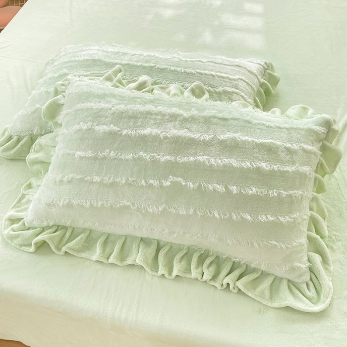 91家纺网 家纺一手货源 找家纺 绒世界 2024新款高端牛奶绒提花四件套 抹茶绿