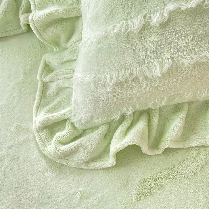 91家纺网 家纺一手货源 找家纺 绒世界 2024新款高端牛奶绒提花四件套 抹茶绿