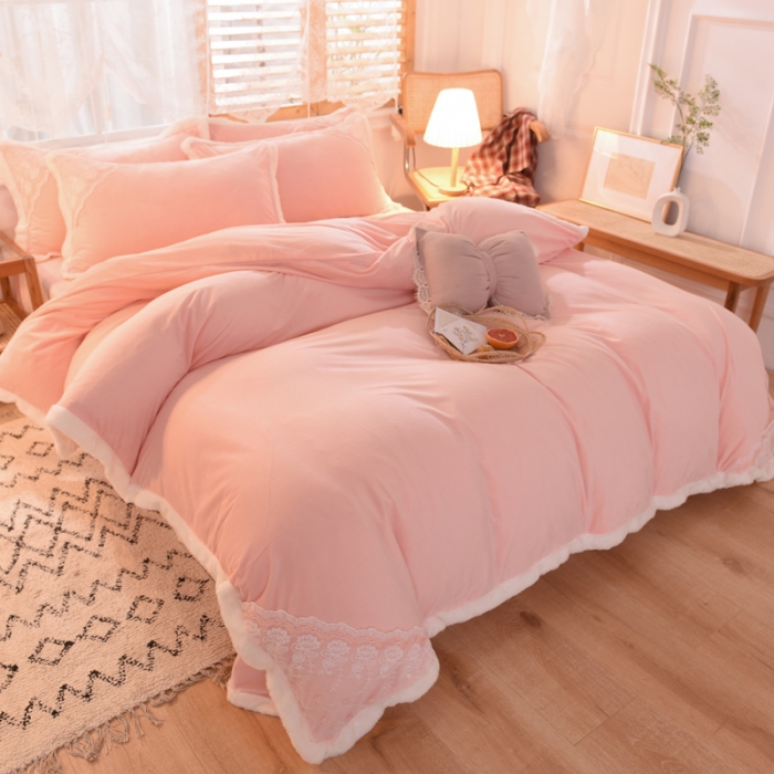 91家纺网 家纺一手货源 找家纺 欧冠 2023新款韩版公主牛奶绒四件套 粉玉