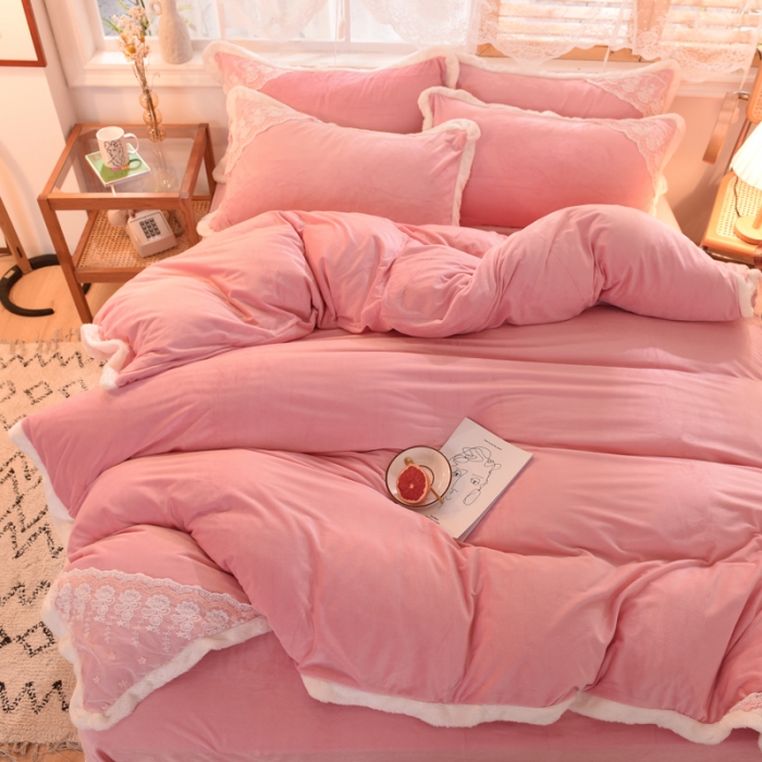 91家纺网 家纺一手货源 找家纺 绒世界 2024新款韩版公主牛奶绒四件套 深粉