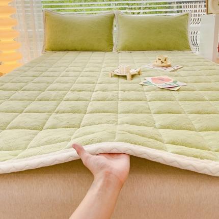 91家纺网 家纺一手货源 找家纺 （总）米帛 2023新款牛奶绒烂花软垫