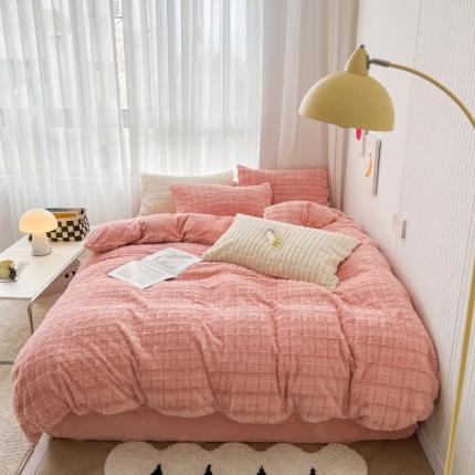 91家纺网 家纺一手货源 找家纺 总涵美人家纺2025新款直播热卖高端9斤獭兔毛立体剪花加厚牛奶绒四件套