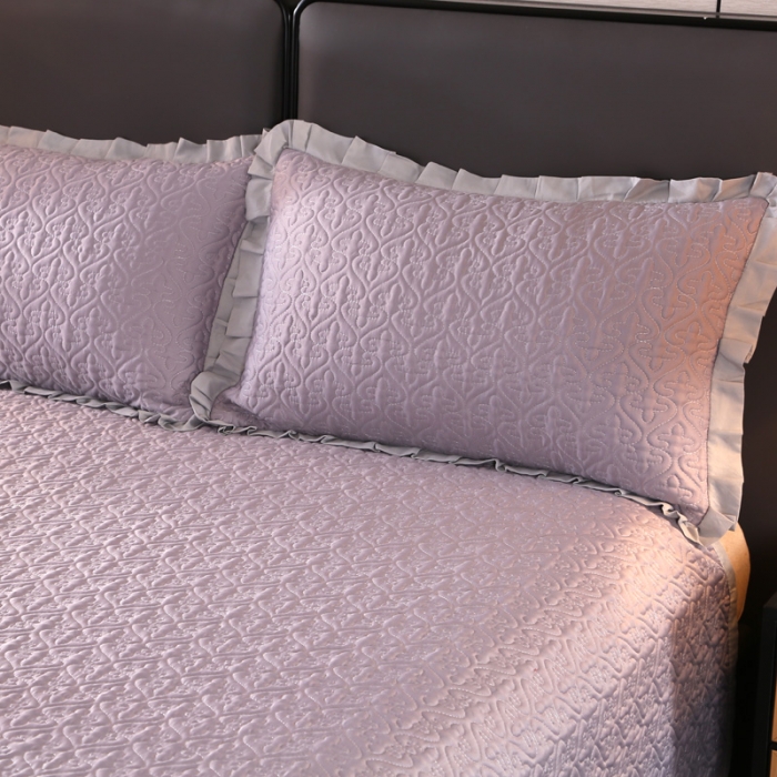 91家纺网 家纺一手货源 找家纺 （总）佳梦家纺 2023新款柔丝缎四季床盖