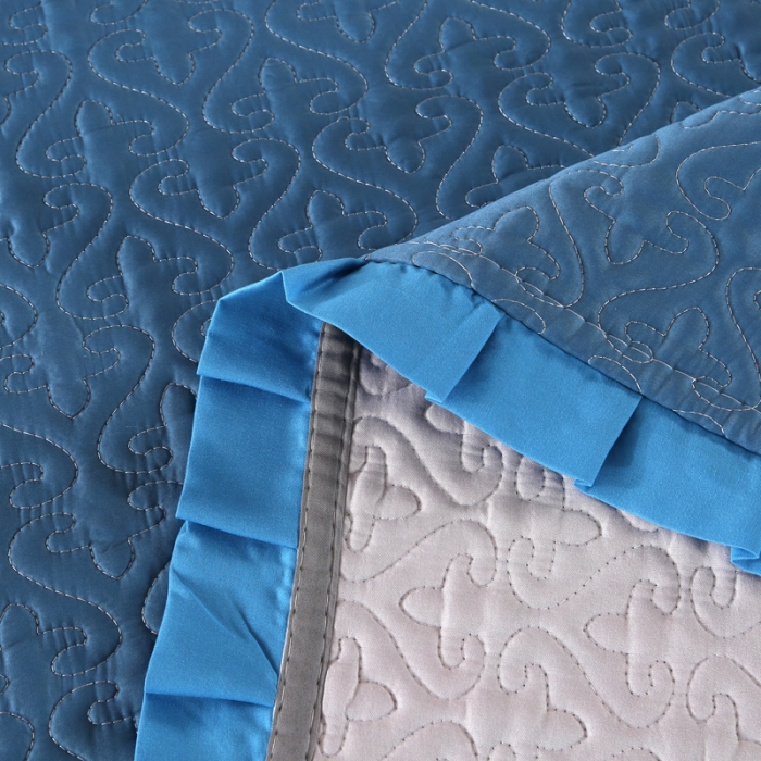 91家纺网 家纺一手货源 找家纺 佳梦家纺 2023新款柔丝缎四季床盖 宝蓝