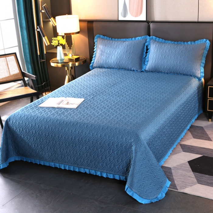 91家纺网 家纺一手货源 找家纺 佳梦家纺 2023新款柔丝缎四季床盖 宝蓝