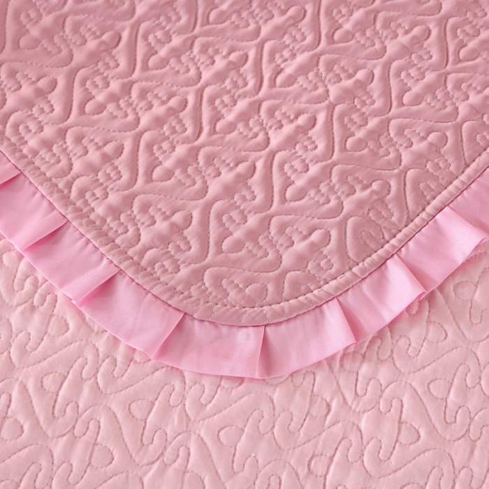 91家纺网 家纺一手货源 找家纺 佳梦家纺 2023新款柔丝缎四季床盖 粉色