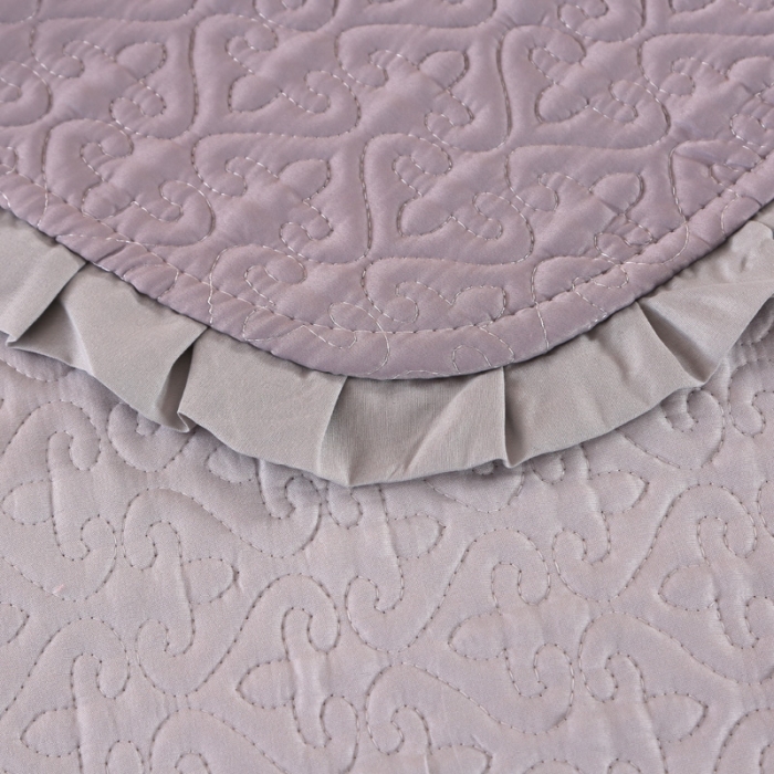 91家纺网 家纺一手货源 找家纺 佳梦家纺 2023新款柔丝缎四季床盖 浅灰