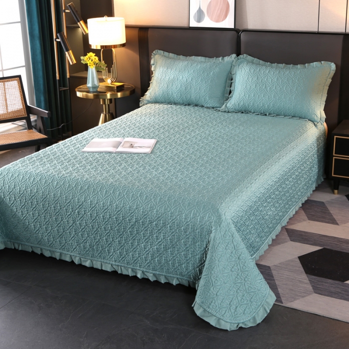 91家纺网 家纺一手货源 找家纺 佳梦家纺 2023新款柔丝缎四季床盖 翠绿