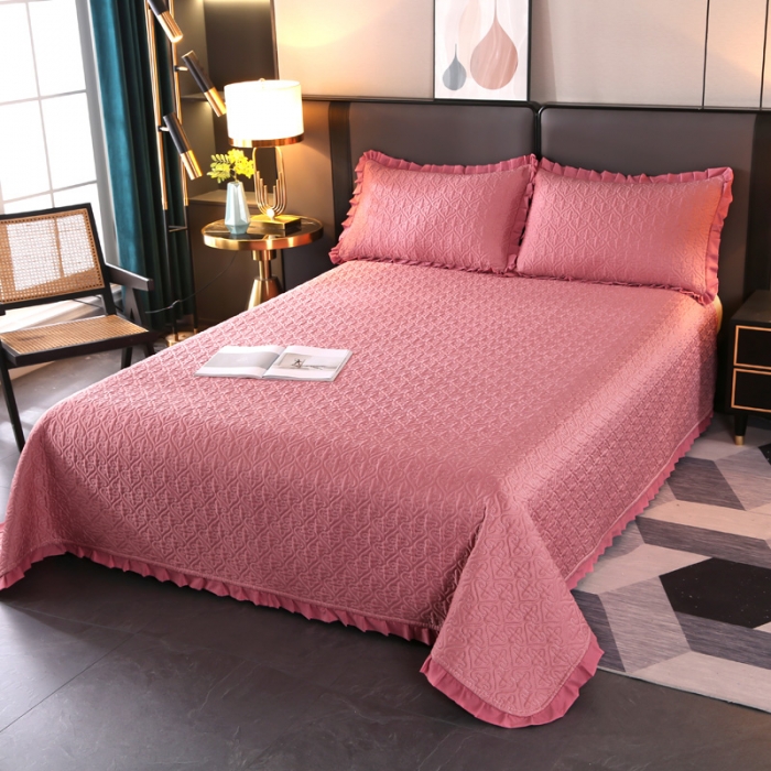 91家纺网 家纺一手货源 找家纺 佳梦家纺 2023新款柔丝缎四季床盖 豆沙