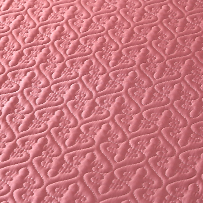 91家纺网 家纺一手货源 找家纺 佳梦家纺 2023新款柔丝缎四季床盖 豆沙