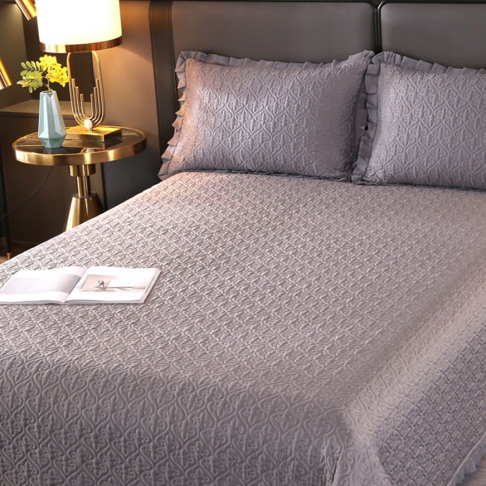 91家纺网 家纺一手货源 找家纺 佳梦家纺 2023新款柔丝缎四季床盖 深灰