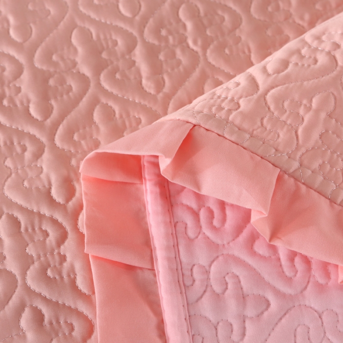 91家纺网 家纺一手货源 找家纺 佳梦家纺 2023新款柔丝缎四季床盖 玉色