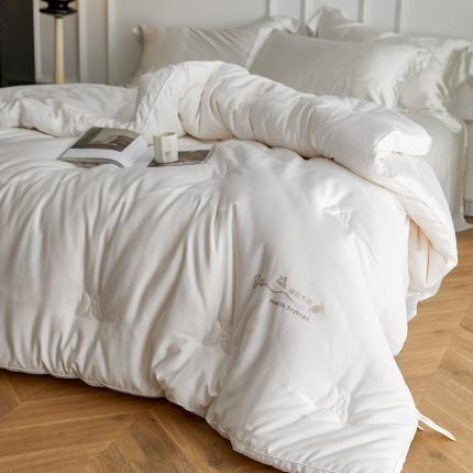 91家纺网 家纺一手货源 找家纺  蝶恋 60s全棉大提花蝴蝶大豆双核芯被子被芯冬被春秋被