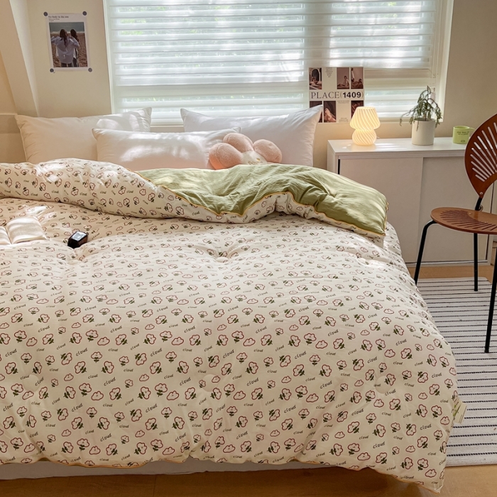 91家纺网 家纺一手货源 找家纺 亚龙工厂店 2023新款棉麻印花大豆被被子被芯 花之语