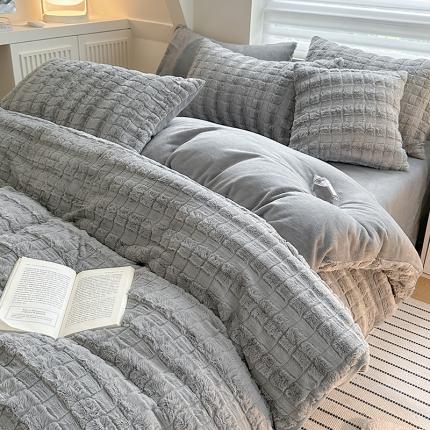 91家纺网 家纺一手货源 找家纺 总金阳光 新款直播爆款高端320克A类獭兔毛立体剪花纯色牛奶绒四件套