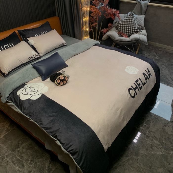 91家纺网 家纺一手货源 找家纺 （总）花沐家居 2023新款活性数码印花牛奶绒四件套-场景1