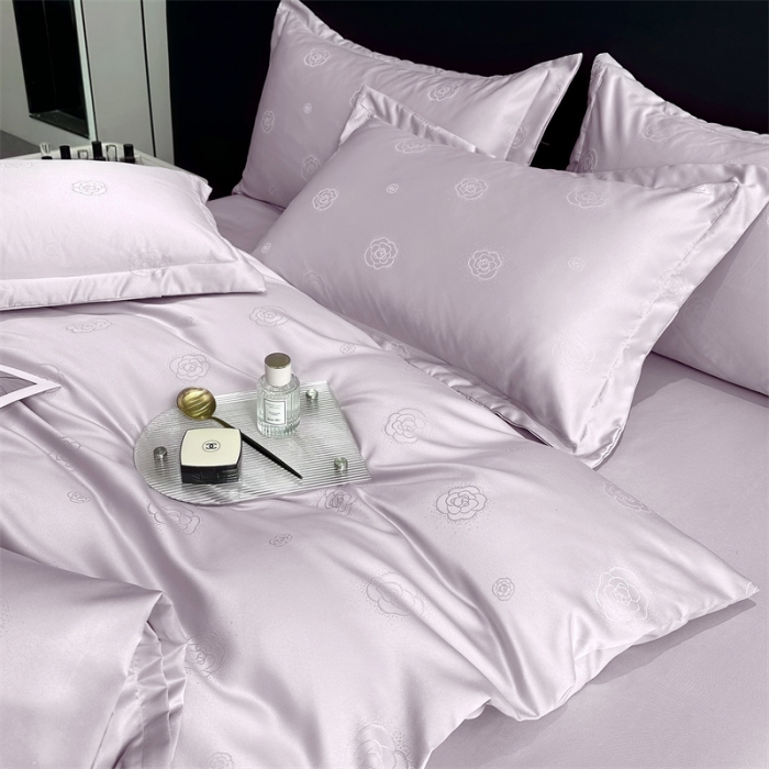 91家纺网 家纺一手货源 找家纺 宅家居 2023新款轻奢高精密贡缎提花臻品真丝四件套 山茶花-浅紫