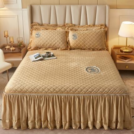 91家纺网 家纺一手货源 找家纺 （总）恋尚 2023新款水晶绒大豆蛋白棉床笠床裙可脱卸床裙花仙子