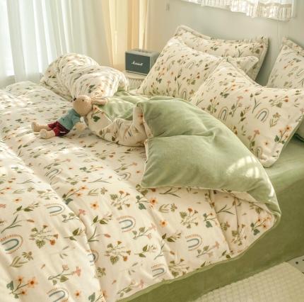 91家纺网 家纺一手货源 找家纺 （总）百寐 2023新款加厚牛奶绒小清新可爱花卉卡通保暖学生三四件套