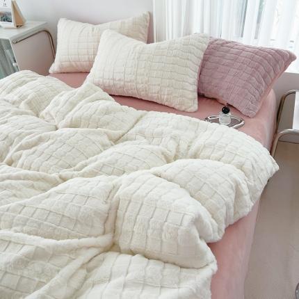 91家纺网 家纺一手货源 找家纺 （总）绒世界 2024秋冬新款320克兔兔绒四件套