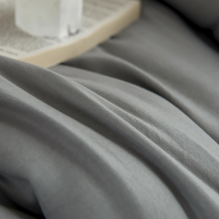 91家纺网 家纺一手货源 找家纺 畅销 2025款水洗棉立体冬被学生上下铺 鎏金灰