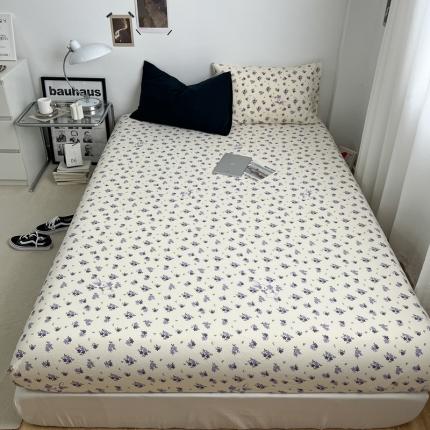 91家纺网 家纺一手货源 找家纺 梦嘉居 2023新款水洗棉双层纱亲肤舒适单床笠 闪耀黑+花园兔